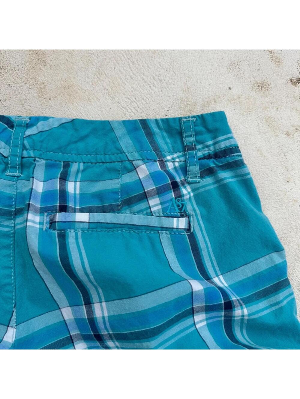 Y2K Aero Plaid Shorts Size 0 - Picture 4 of 4